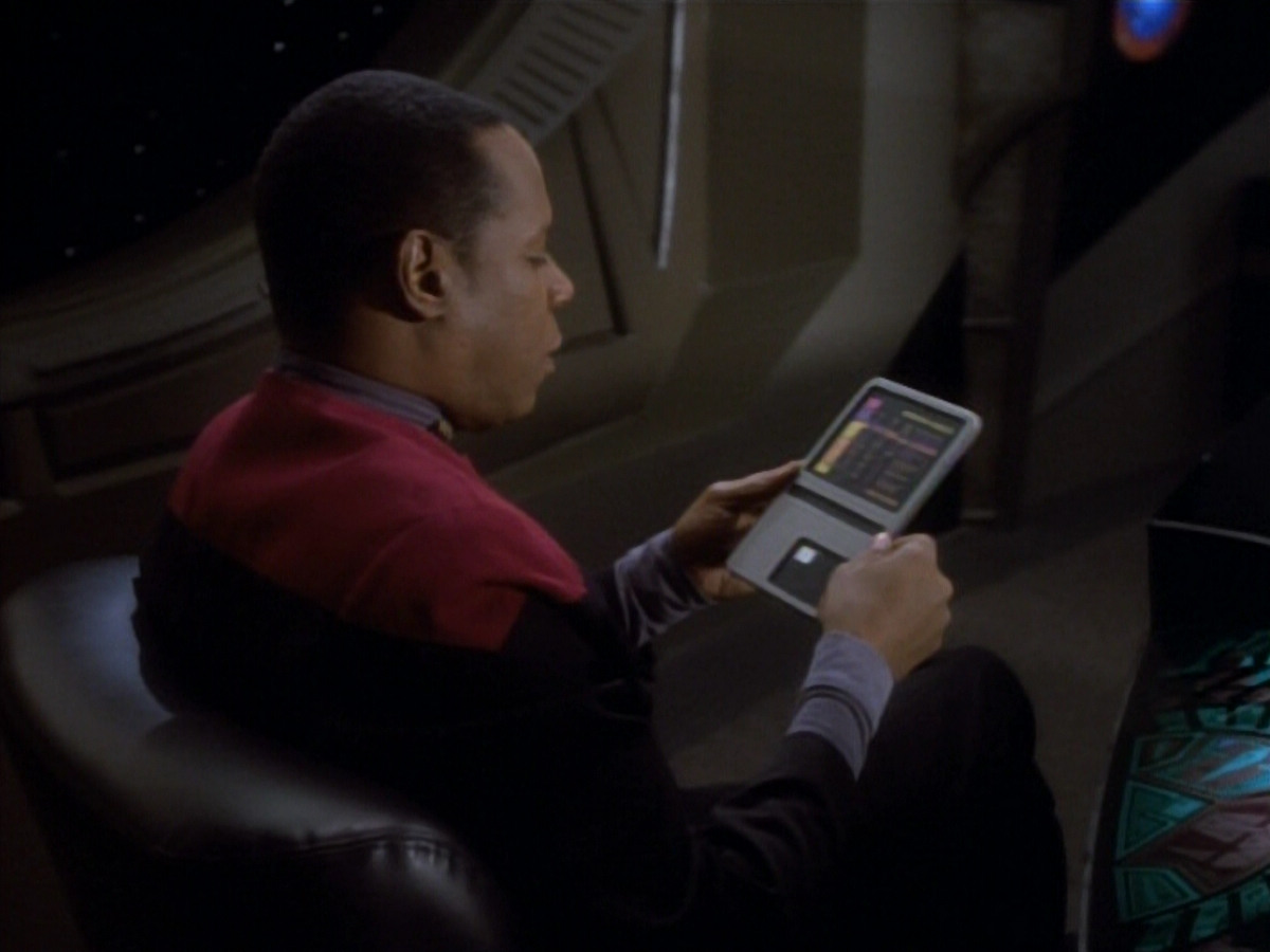 extant_StarTrekDS9_1x19-Duet_03026.jpg