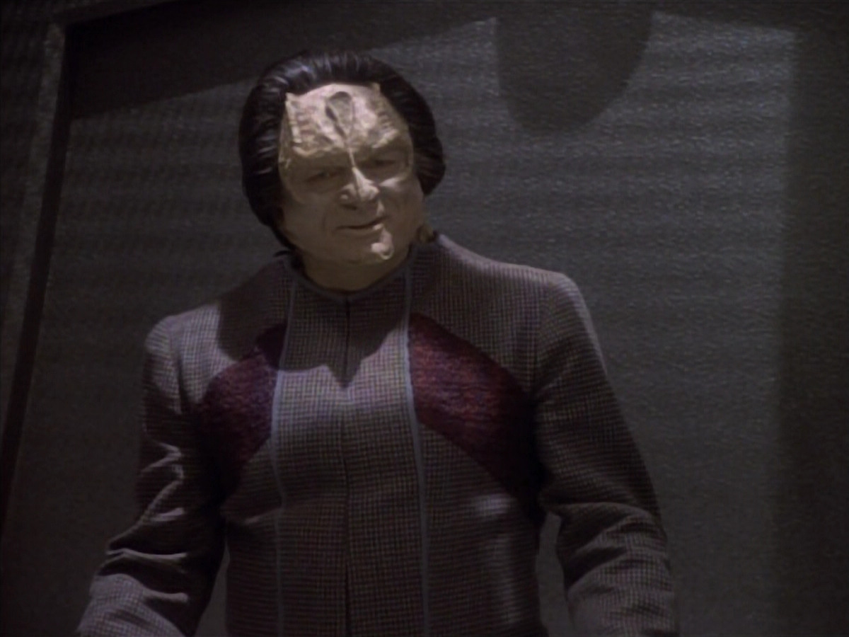 extant_StarTrekDS9_1x19-Duet_03337.jpg