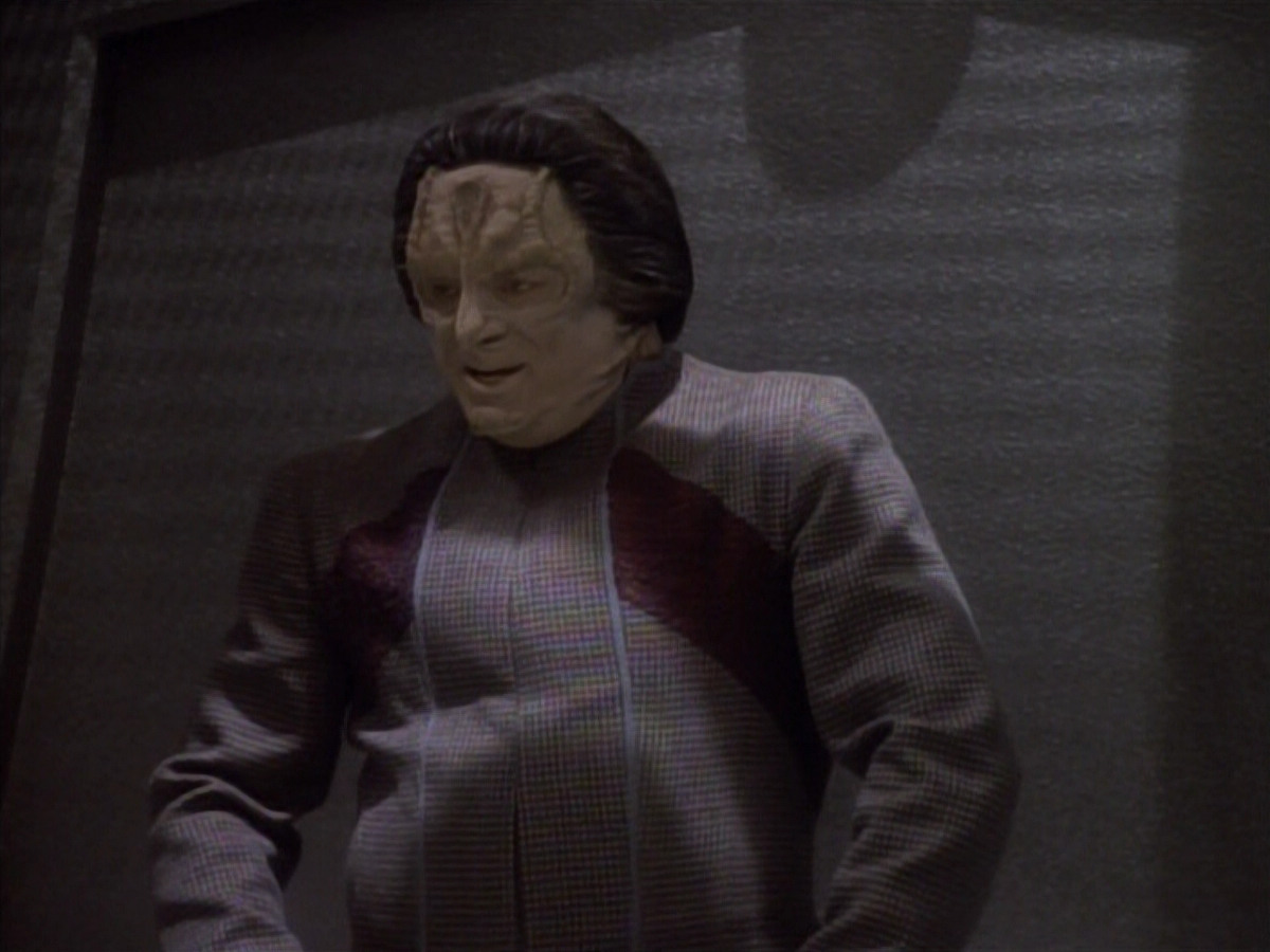 extant_StarTrekDS9_1x19-Duet_03362.jpg