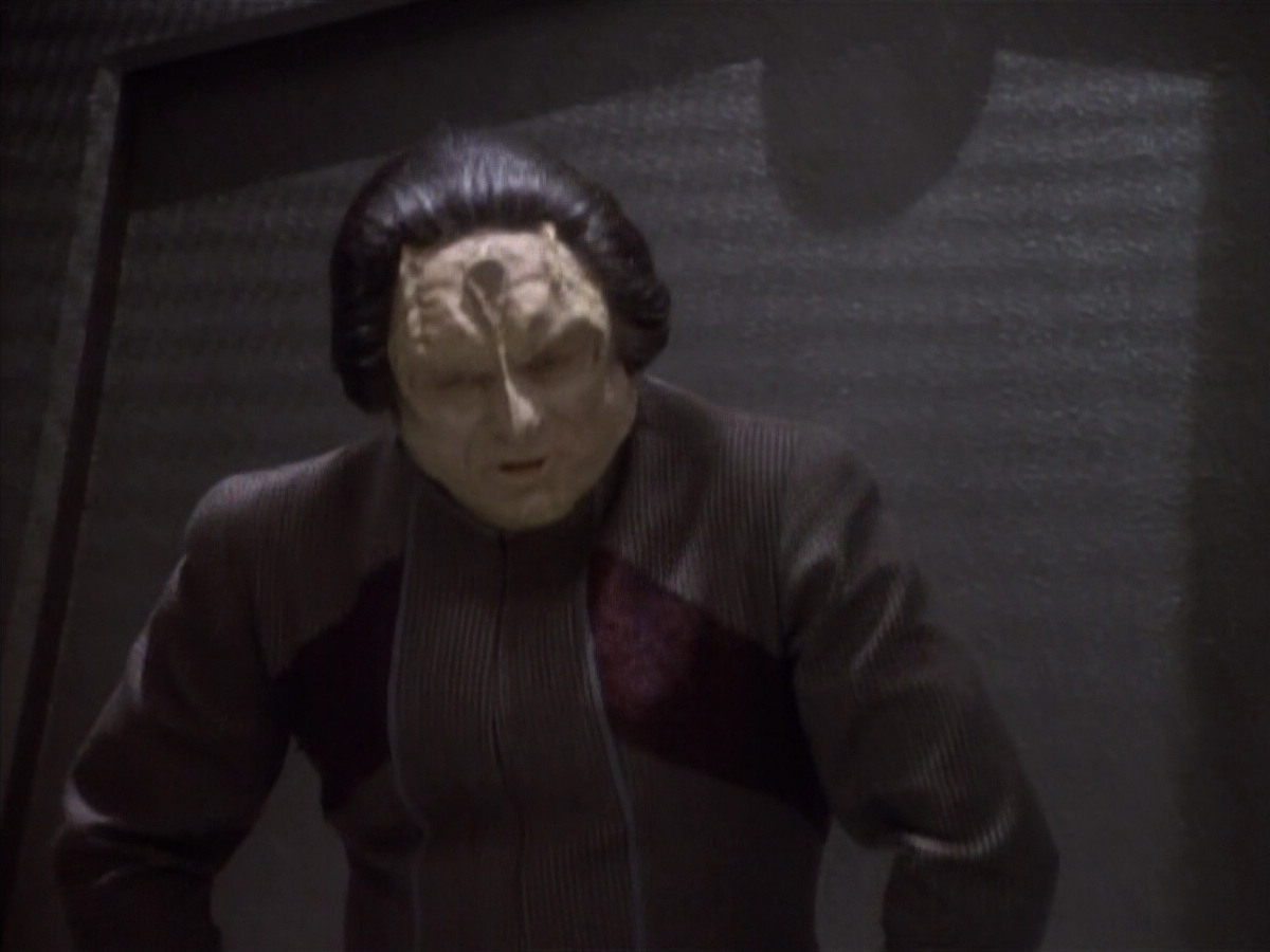 extant_StarTrekDS9_1x19-Duet_03363.jpg