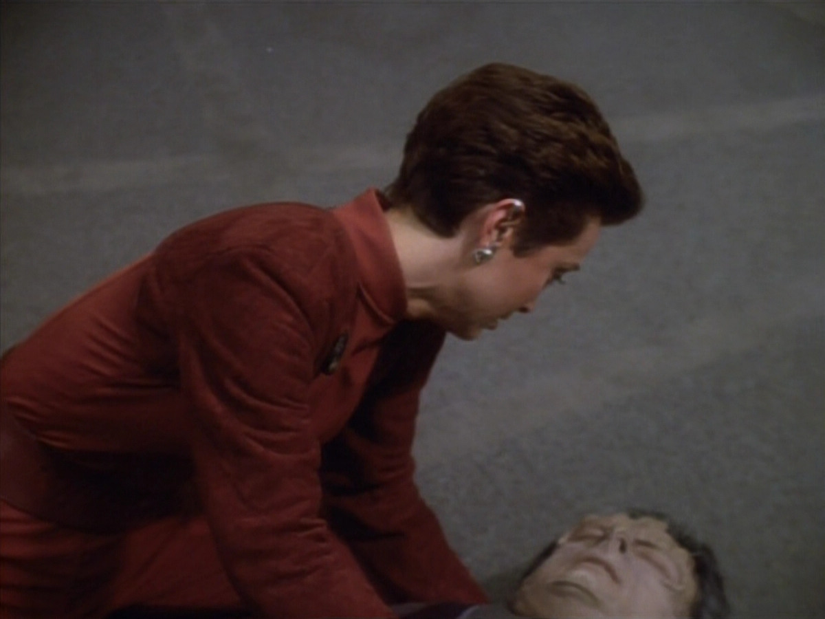extant_StarTrekDS9_1x19-Duet_03752.jpg