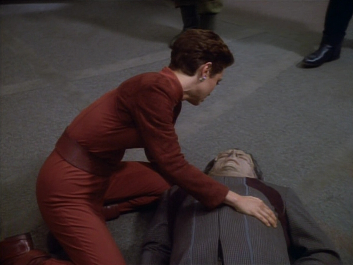 extant_StarTrekDS9_1x19-Duet_03757.jpg