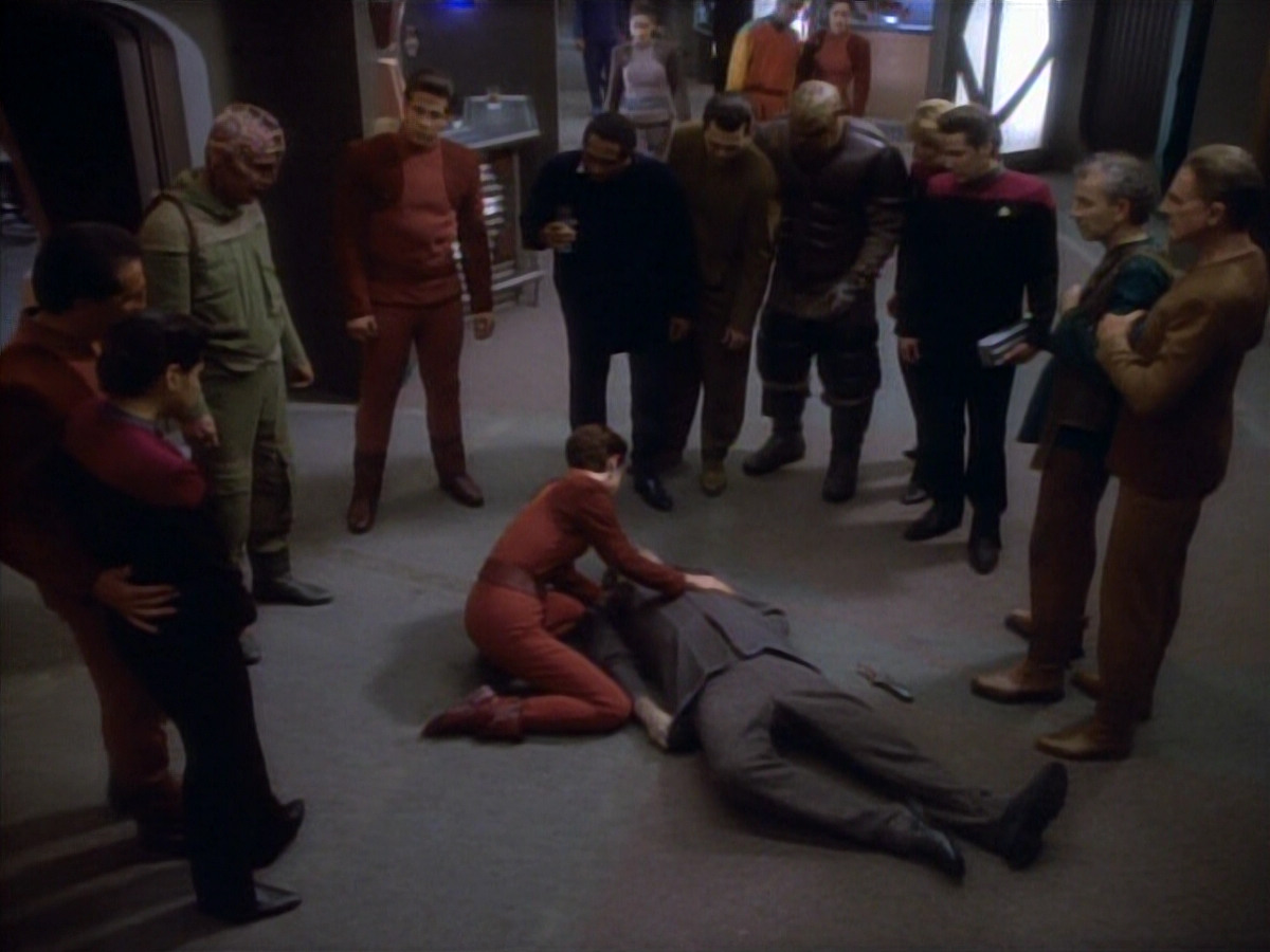 extant_StarTrekDS9_1x19-Duet_03768.jpg
