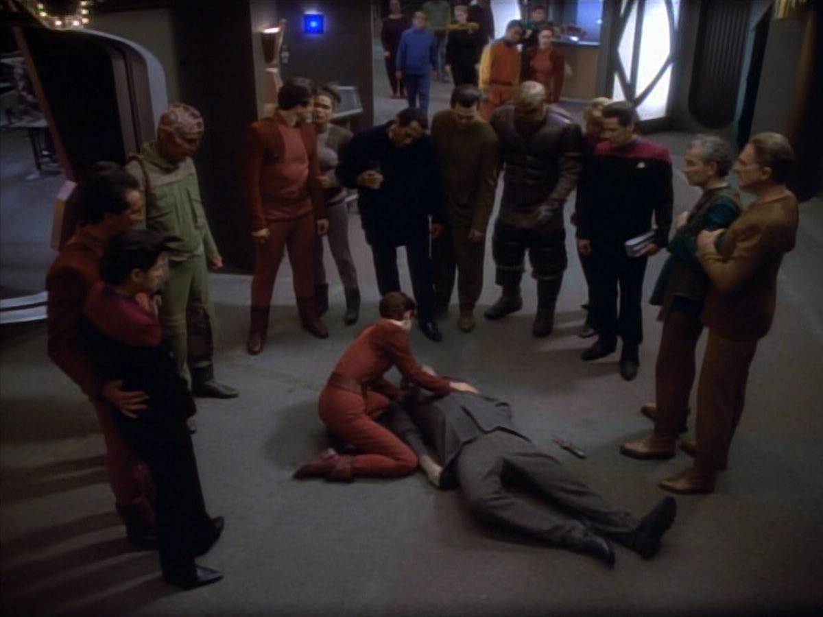 extant_StarTrekDS9_1x19-Duet_03773.jpg