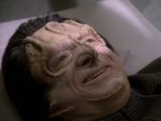 extant_StarTrekDS9_1x19-Duet_02492.jpg