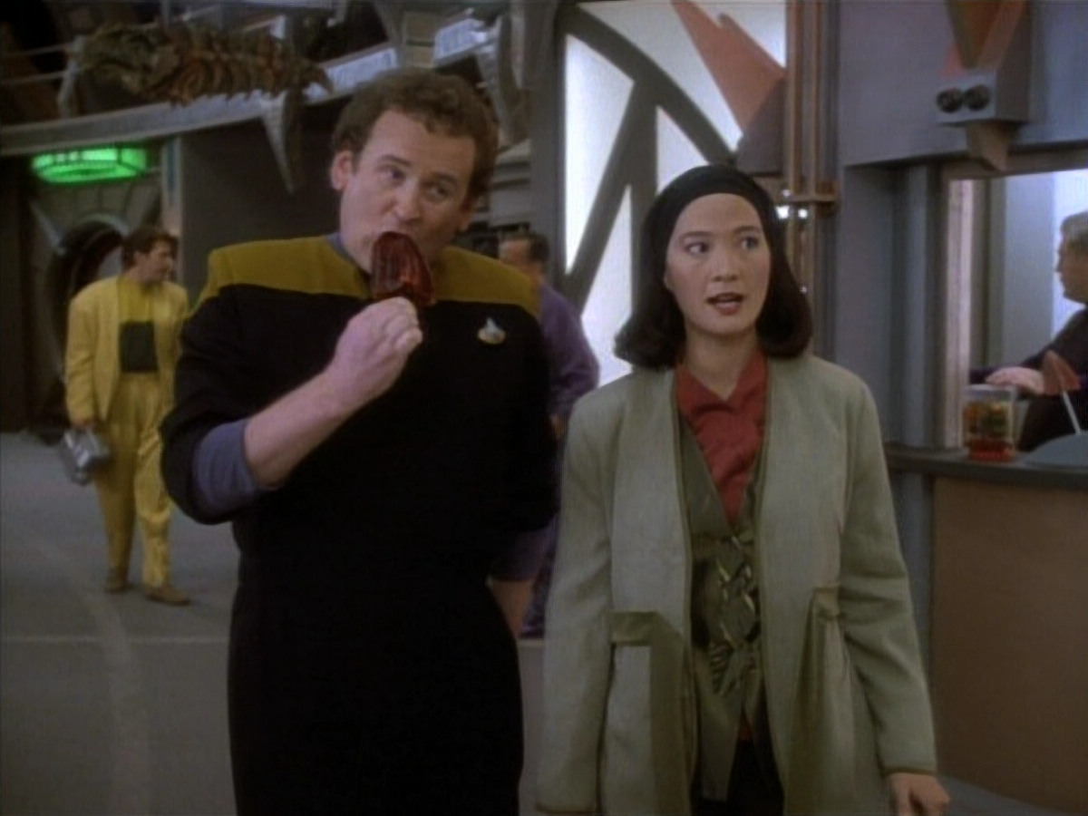 extant_StarTrekDS9_1x20-InTheHandsOfTheProphets_00036.jpg