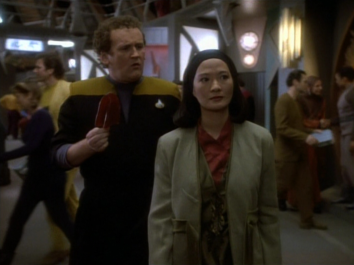 extant_StarTrekDS9_1x20-InTheHandsOfTheProphets_00054.jpg