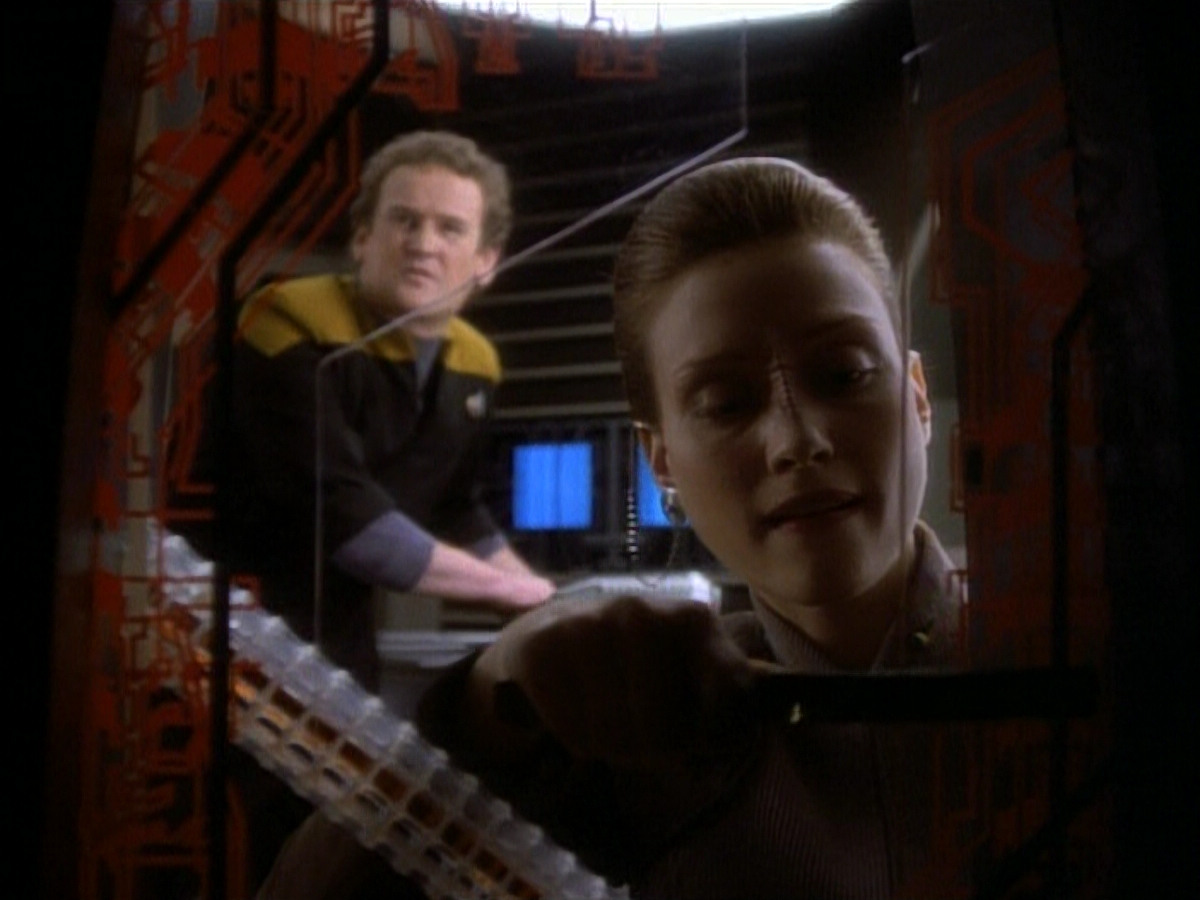 extant_StarTrekDS9_1x20-InTheHandsOfTheProphets_00429.jpg