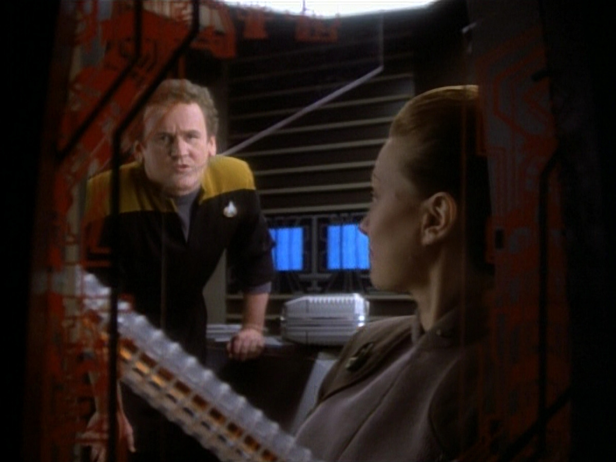 extant_StarTrekDS9_1x20-InTheHandsOfTheProphets_00438.jpg