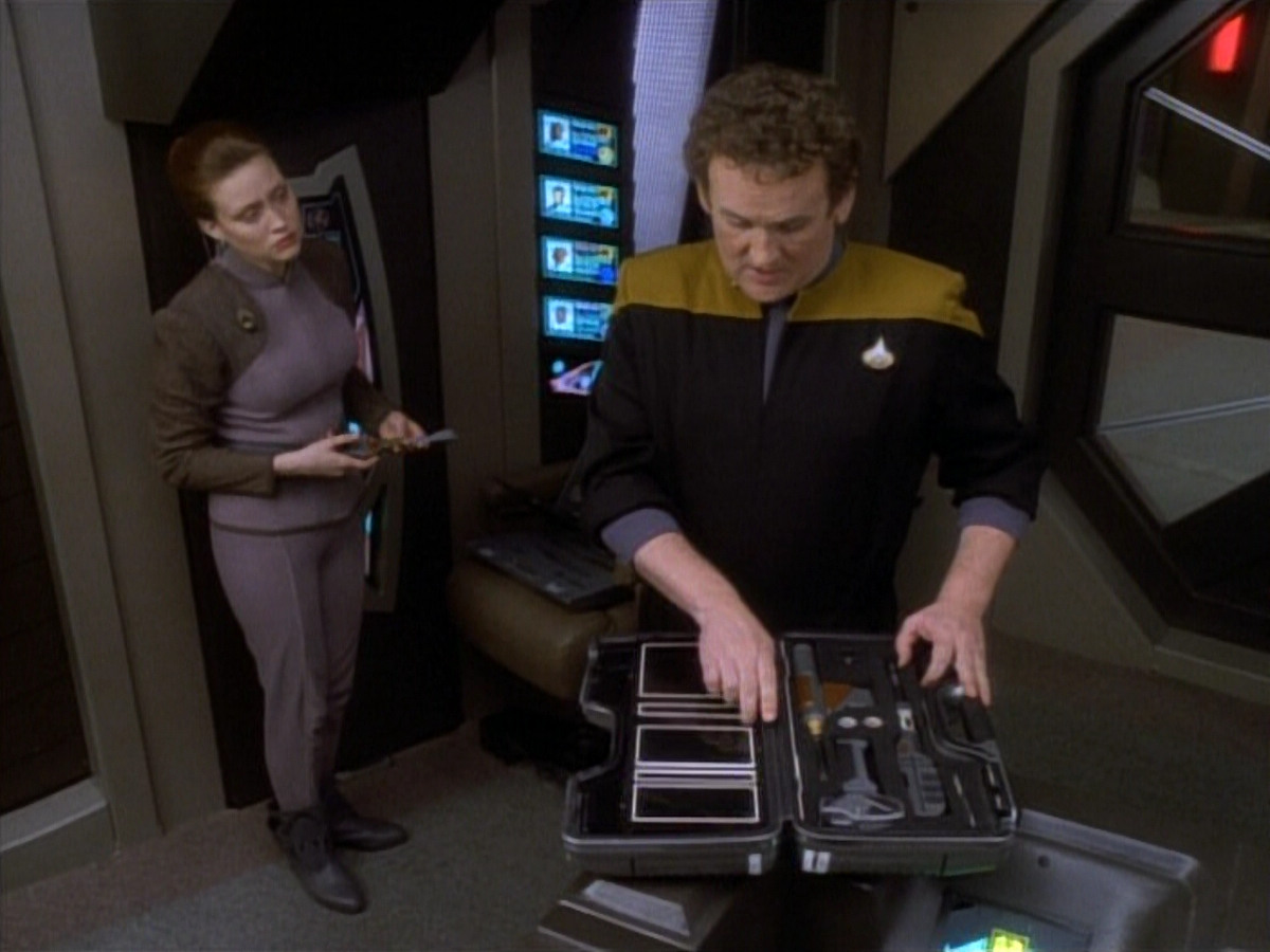 extant_StarTrekDS9_1x20-InTheHandsOfTheProphets_00489.jpg