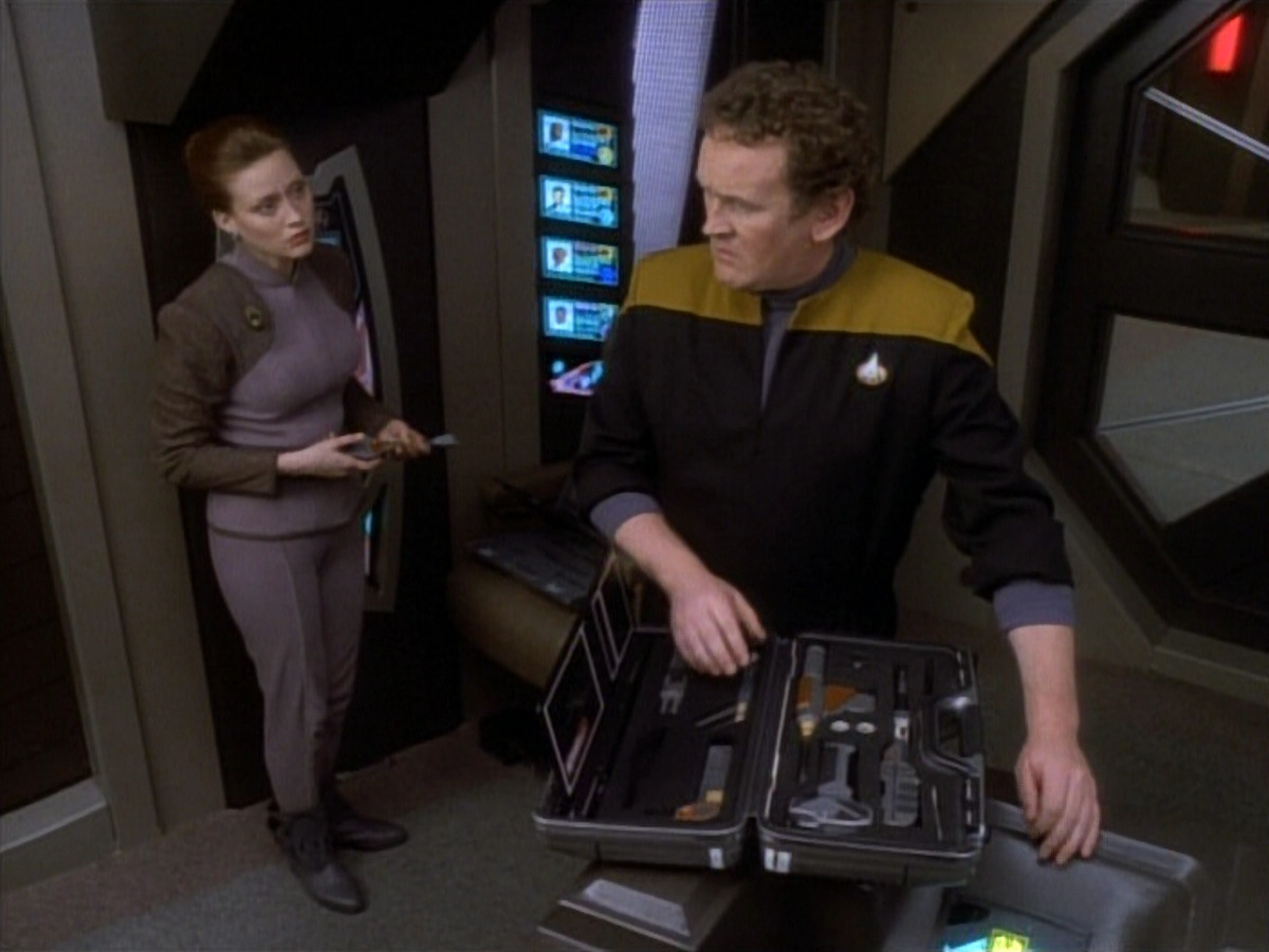 extant_StarTrekDS9_1x20-InTheHandsOfTheProphets_00494.jpg