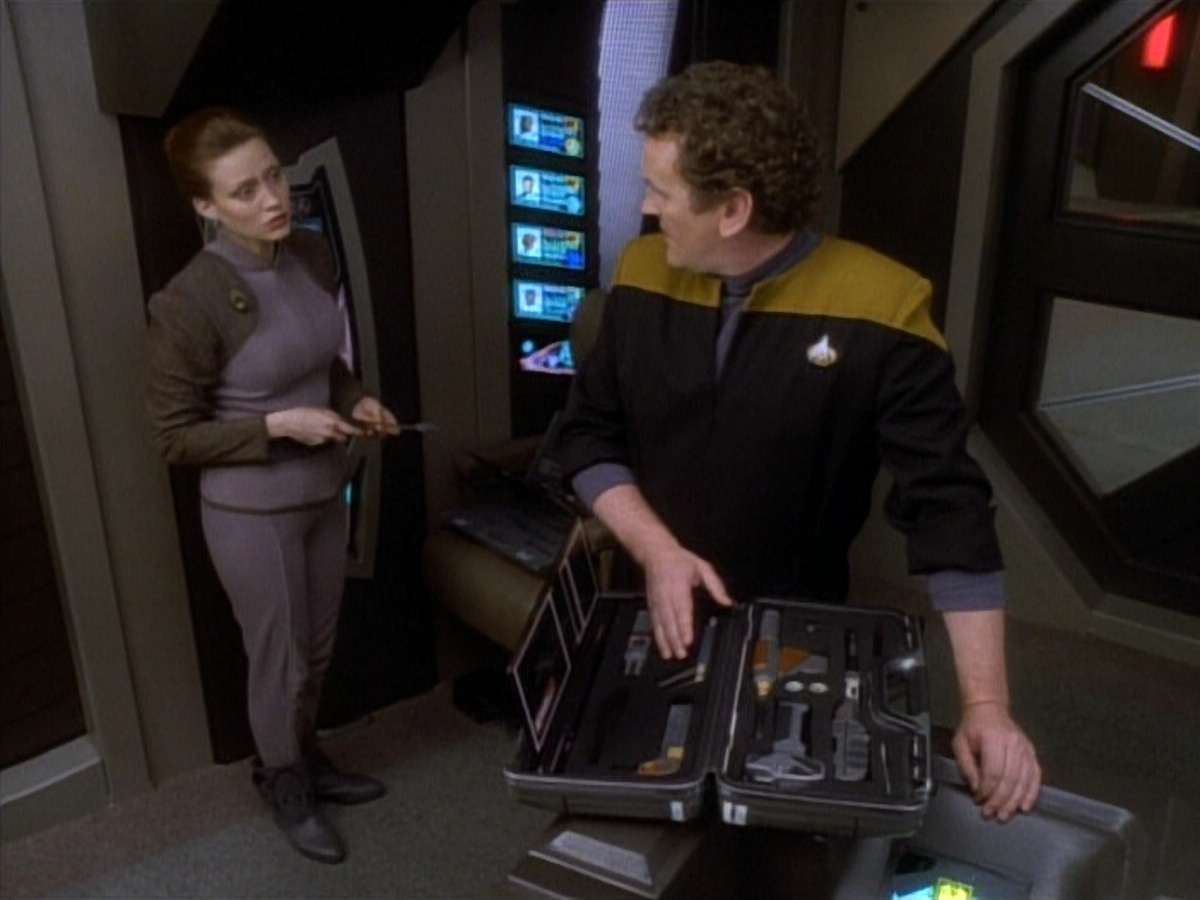 extant_StarTrekDS9_1x20-InTheHandsOfTheProphets_00500.jpg