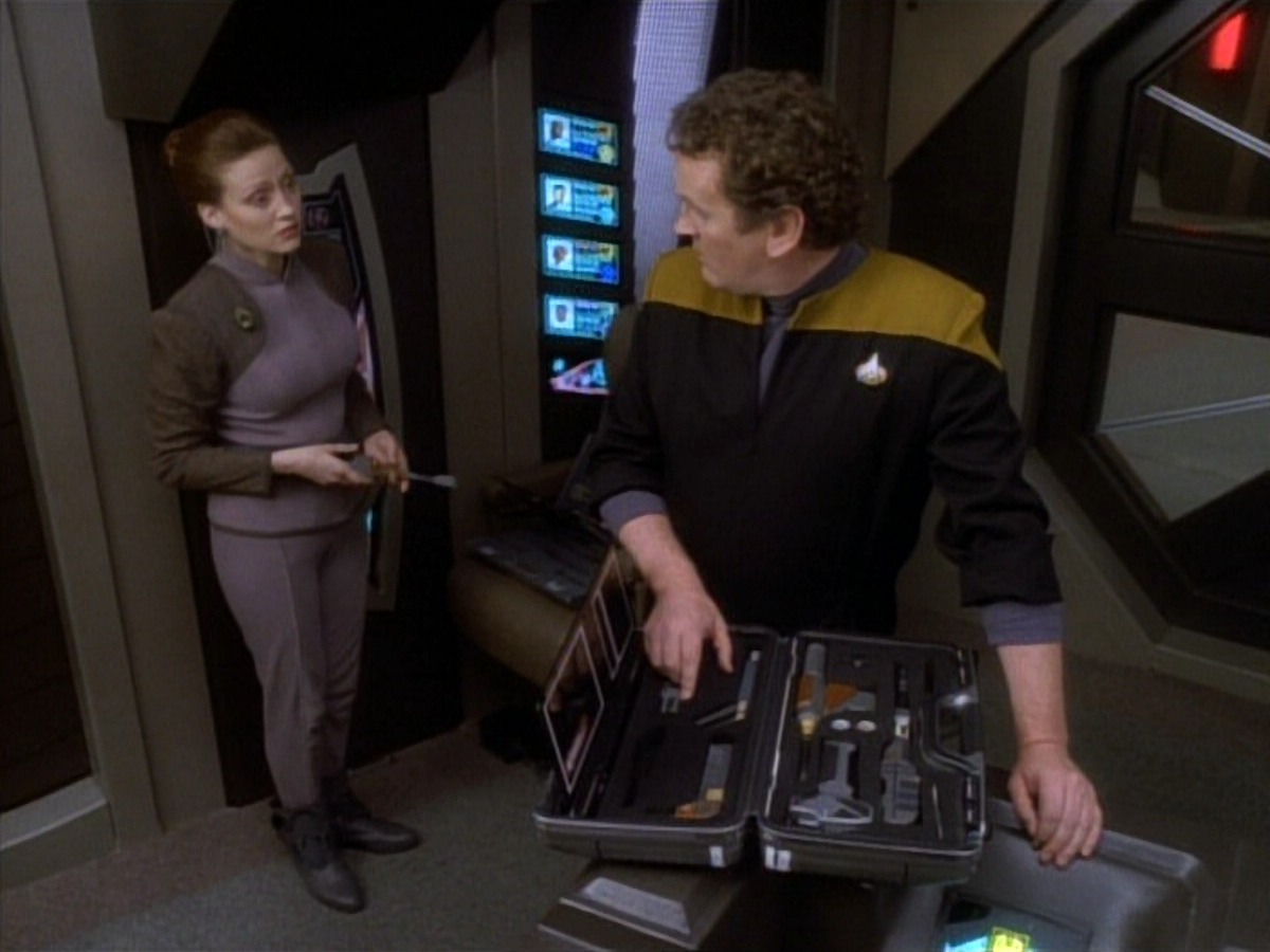extant_StarTrekDS9_1x20-InTheHandsOfTheProphets_00509.jpg
