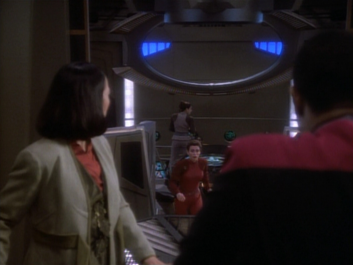 extant_StarTrekDS9_1x20-InTheHandsOfTheProphets_00543.jpg