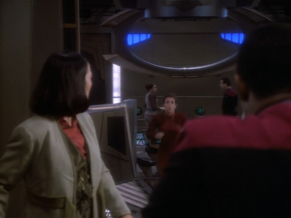 extant_StarTrekDS9_1x20-InTheHandsOfTheProphets_00544.jpg