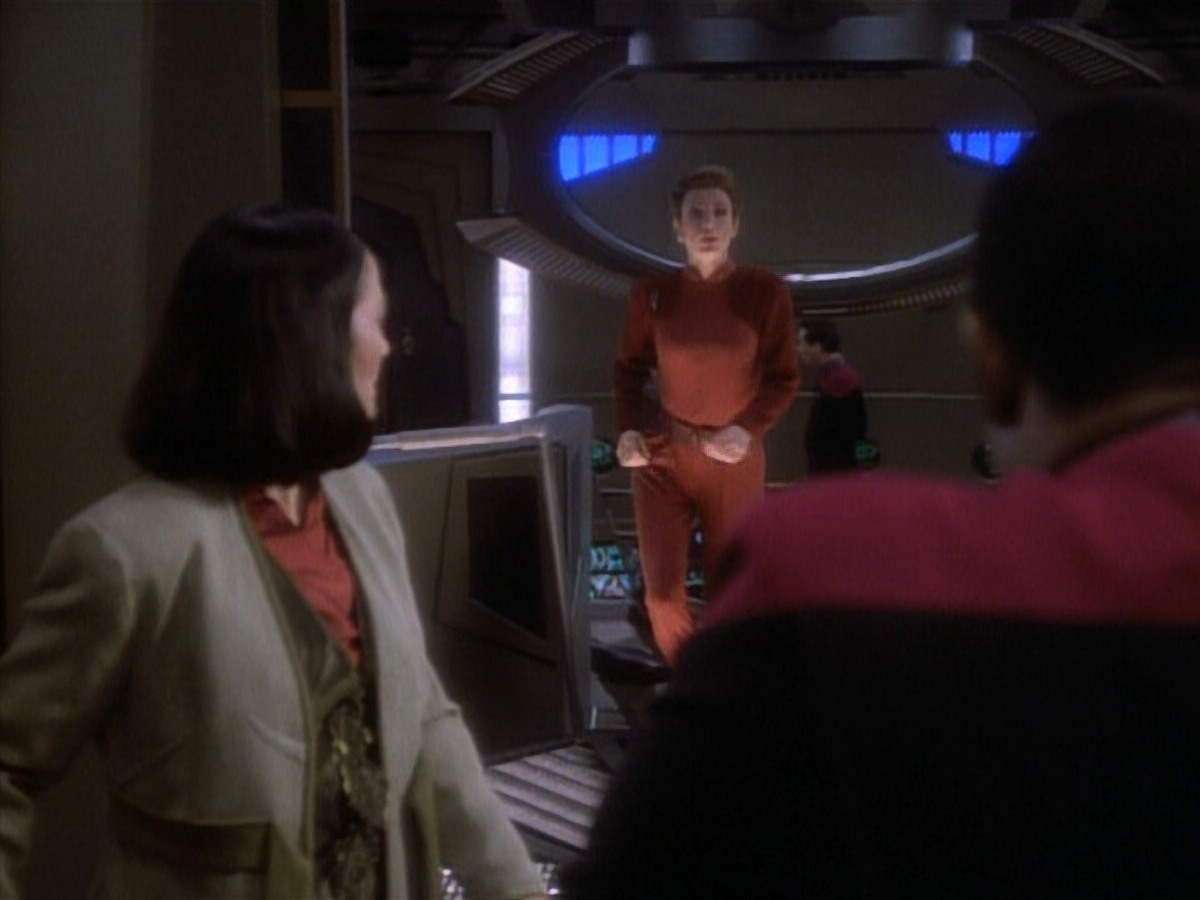 extant_StarTrekDS9_1x20-InTheHandsOfTheProphets_00545.jpg