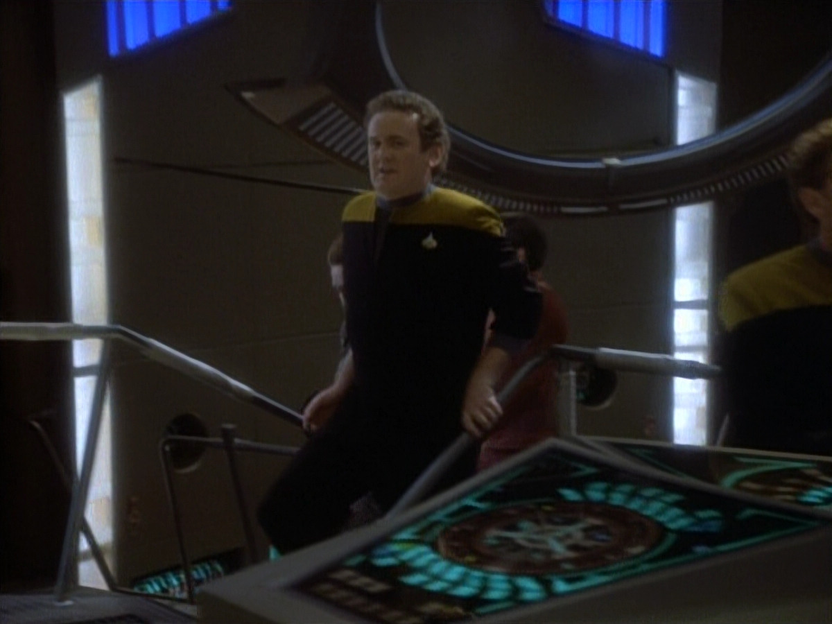 extant_StarTrekDS9_1x20-InTheHandsOfTheProphets_00880.jpg