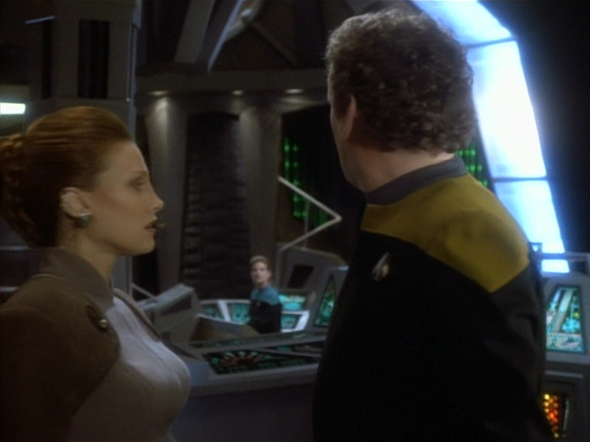 extant_StarTrekDS9_1x20-InTheHandsOfTheProphets_00887.jpg
