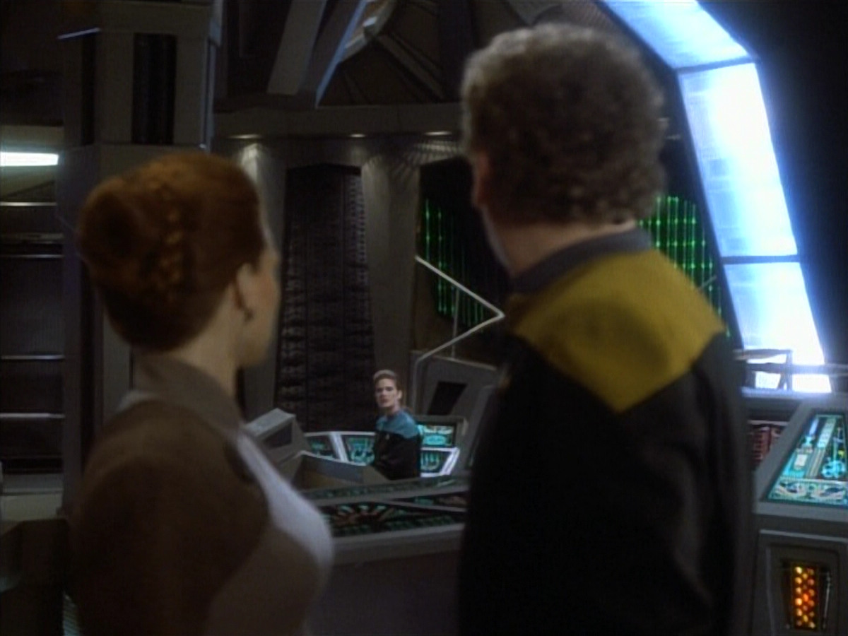 extant_StarTrekDS9_1x20-InTheHandsOfTheProphets_00892.jpg