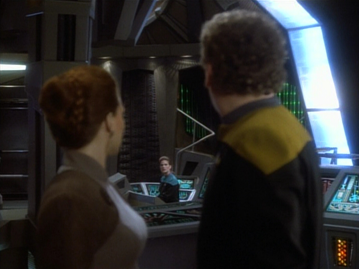 extant_StarTrekDS9_1x20-InTheHandsOfTheProphets_00893.jpg