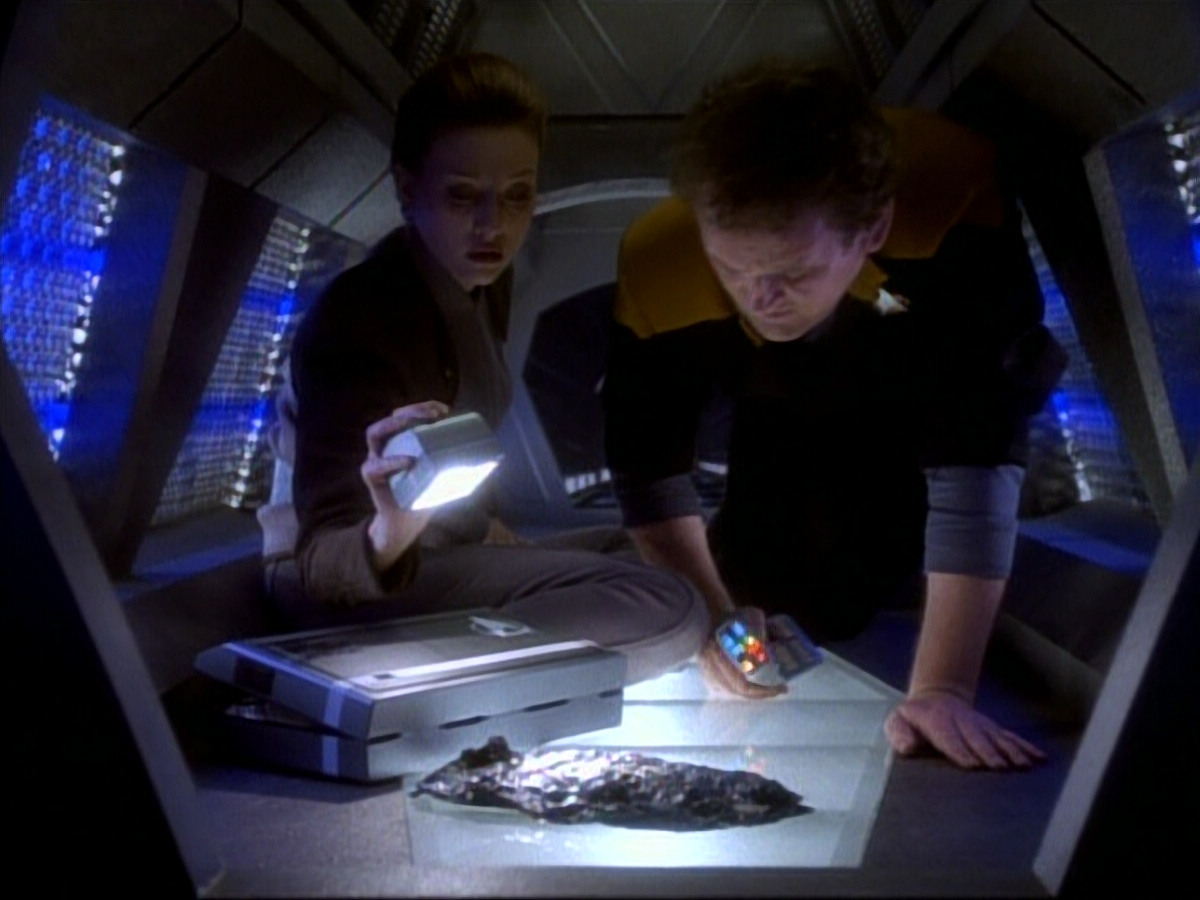 extant_StarTrekDS9_1x20-InTheHandsOfTheProphets_00958.jpg