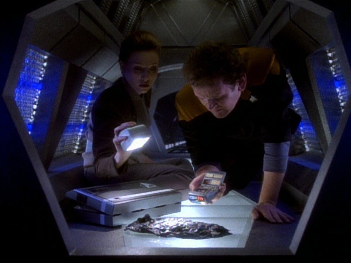 extant_StarTrekDS9_1x20-InTheHandsOfTheProphets_00960.jpg