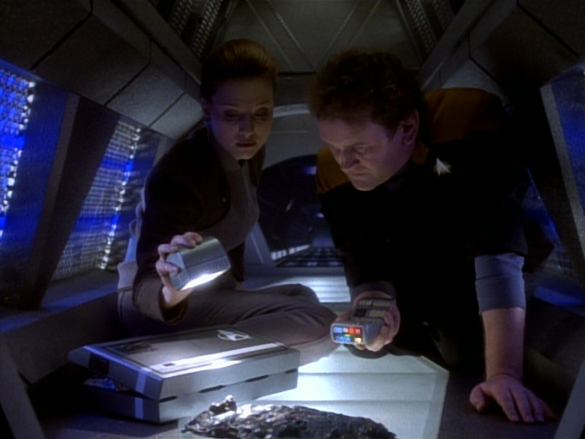 extant_StarTrekDS9_1x20-InTheHandsOfTheProphets_00976.jpg