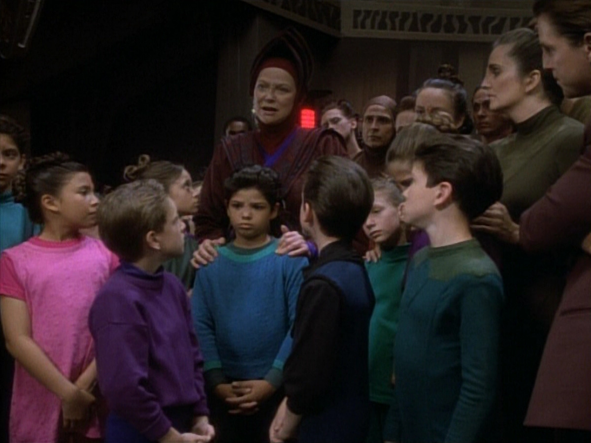 extant_StarTrekDS9_1x20-InTheHandsOfTheProphets_01185.jpg