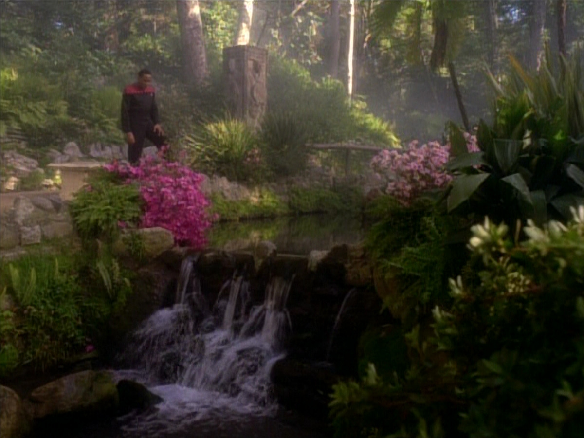 extant_StarTrekDS9_1x20-InTheHandsOfTheProphets_01546.jpg