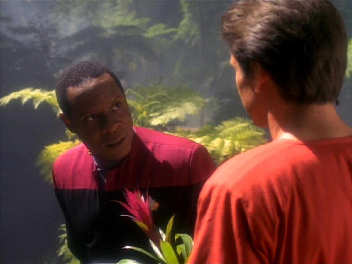 extant_StarTrekDS9_1x20-InTheHandsOfTheProphets_01574.jpg