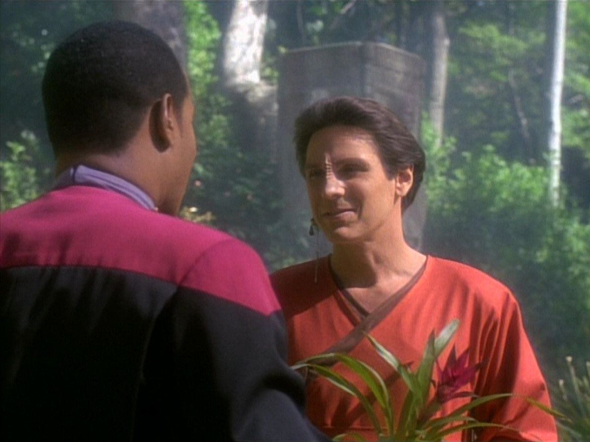 extant_StarTrekDS9_1x20-InTheHandsOfTheProphets_01588.jpg