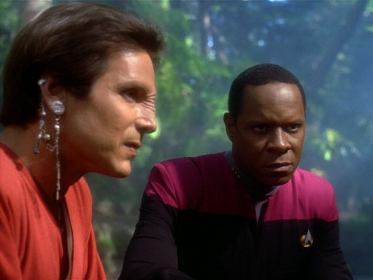 extant_StarTrekDS9_1x20-InTheHandsOfTheProphets_01746.jpg