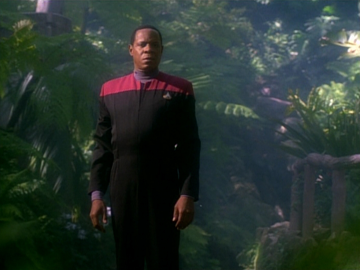 extant_StarTrekDS9_1x20-InTheHandsOfTheProphets_01819.jpg