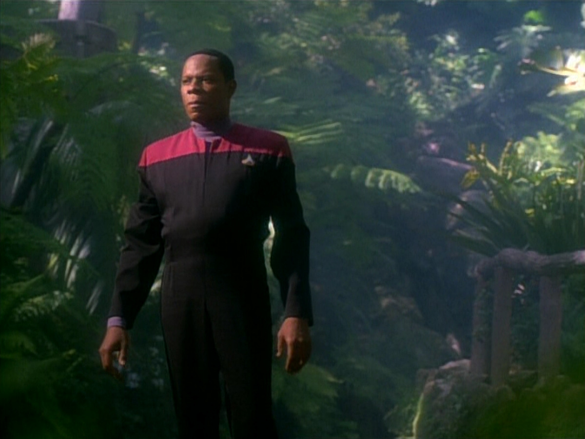 extant_StarTrekDS9_1x20-InTheHandsOfTheProphets_01822.jpg