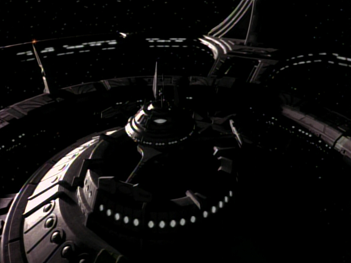 extant_StarTrekDS9_1x20-InTheHandsOfTheProphets_01834.jpg