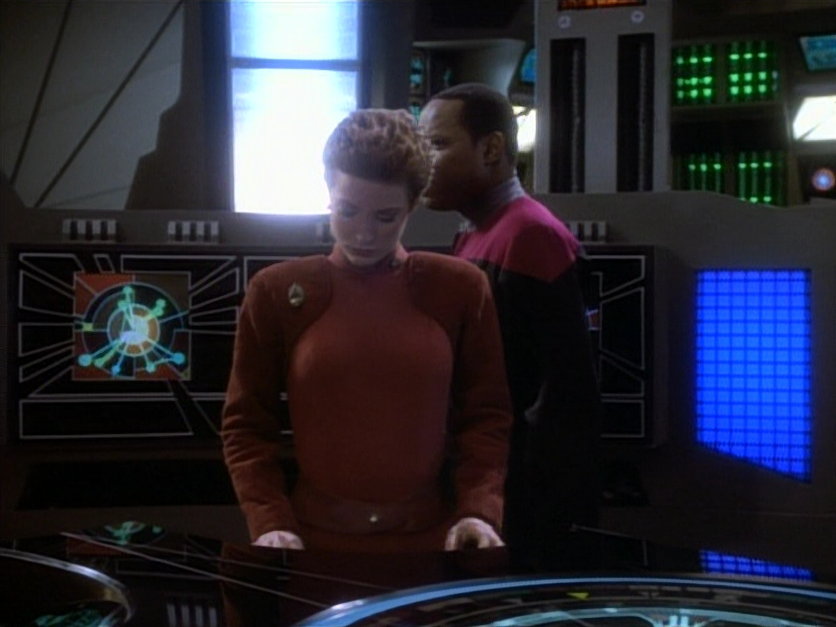 extant_StarTrekDS9_1x20-InTheHandsOfTheProphets_01861.jpg