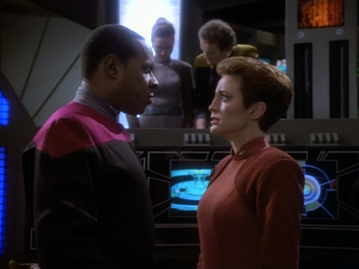 extant_StarTrekDS9_1x20-InTheHandsOfTheProphets_01925.jpg