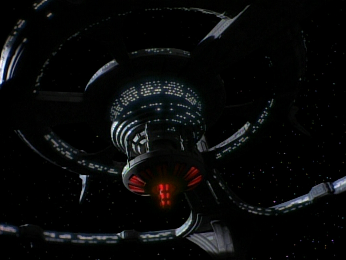 extant_StarTrekDS9_1x20-InTheHandsOfTheProphets_01983.jpg