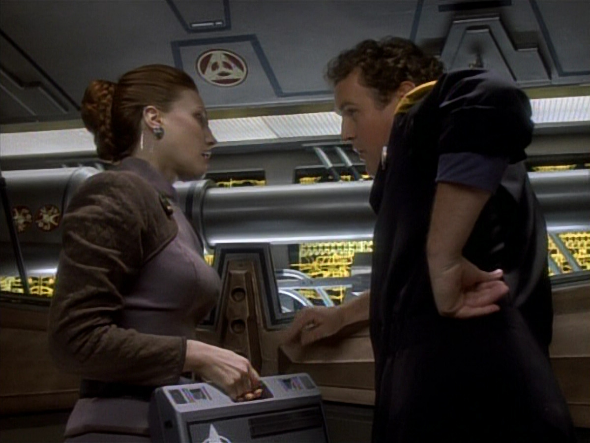 extant_StarTrekDS9_1x20-InTheHandsOfTheProphets_02079.jpg