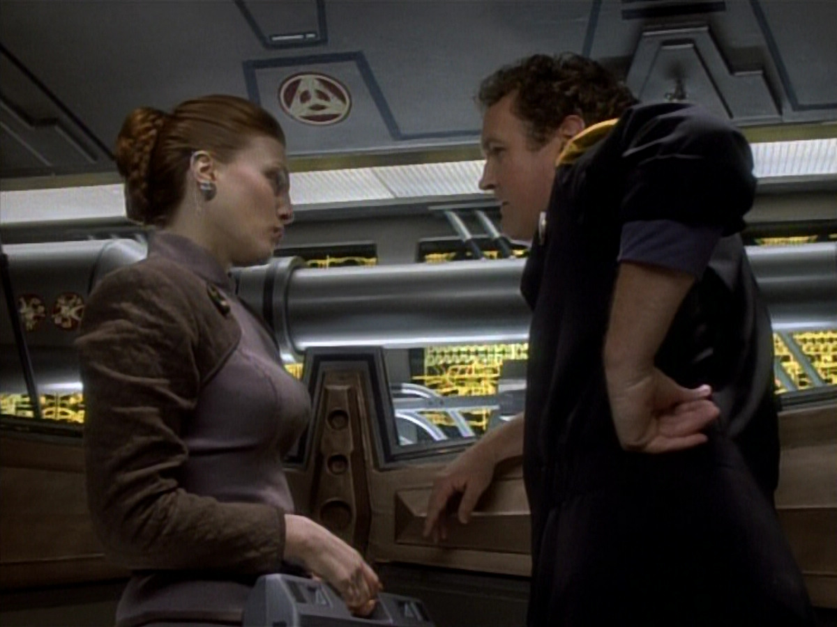 extant_StarTrekDS9_1x20-InTheHandsOfTheProphets_02082.jpg