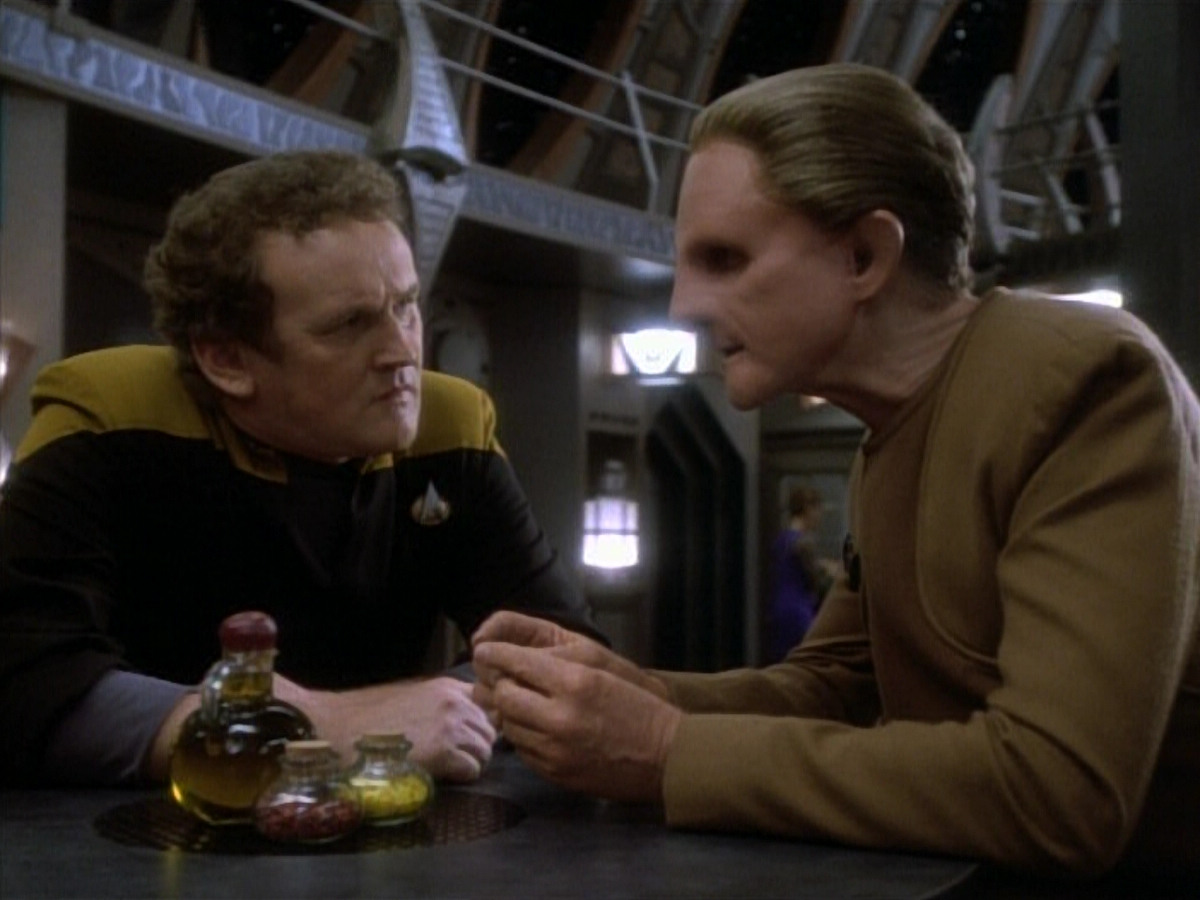 extant_StarTrekDS9_1x20-InTheHandsOfTheProphets_02387.jpg