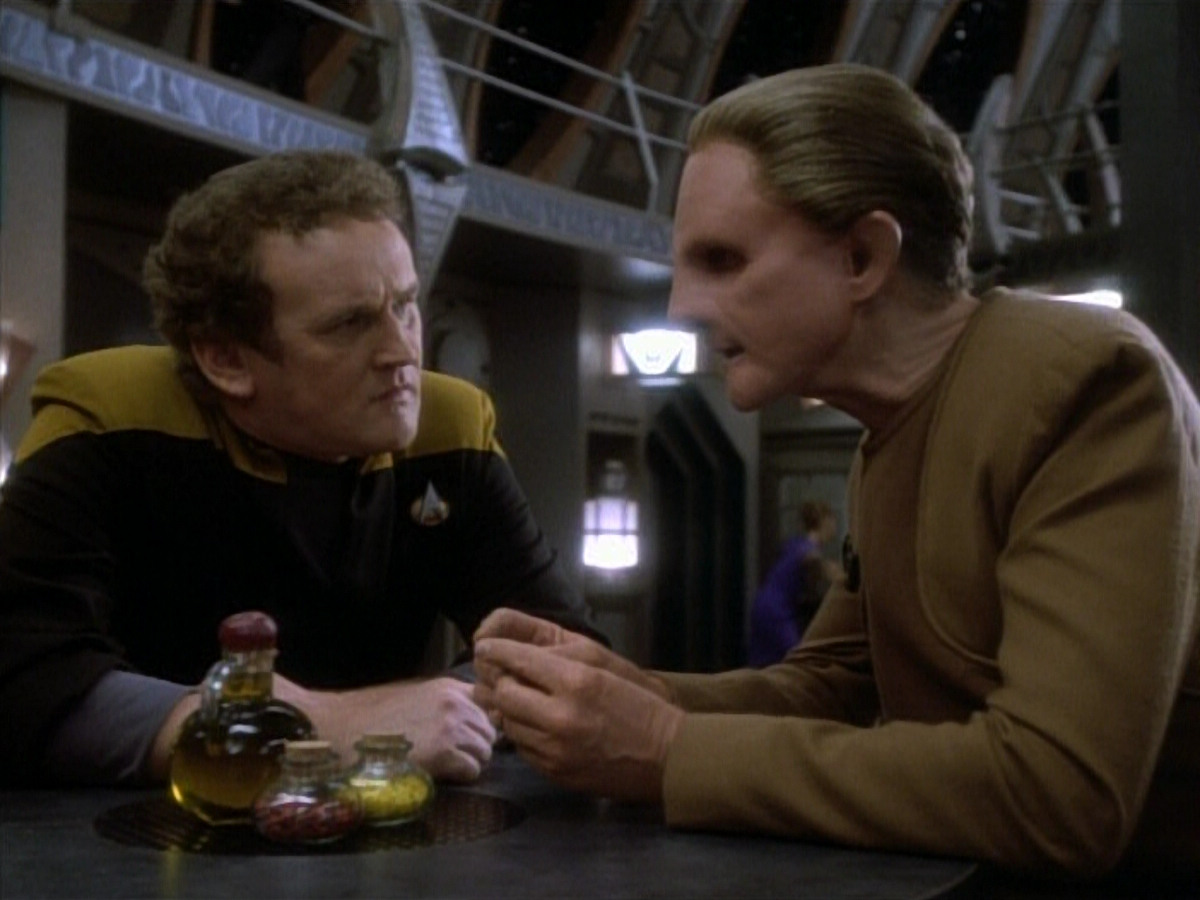extant_StarTrekDS9_1x20-InTheHandsOfTheProphets_02388.jpg