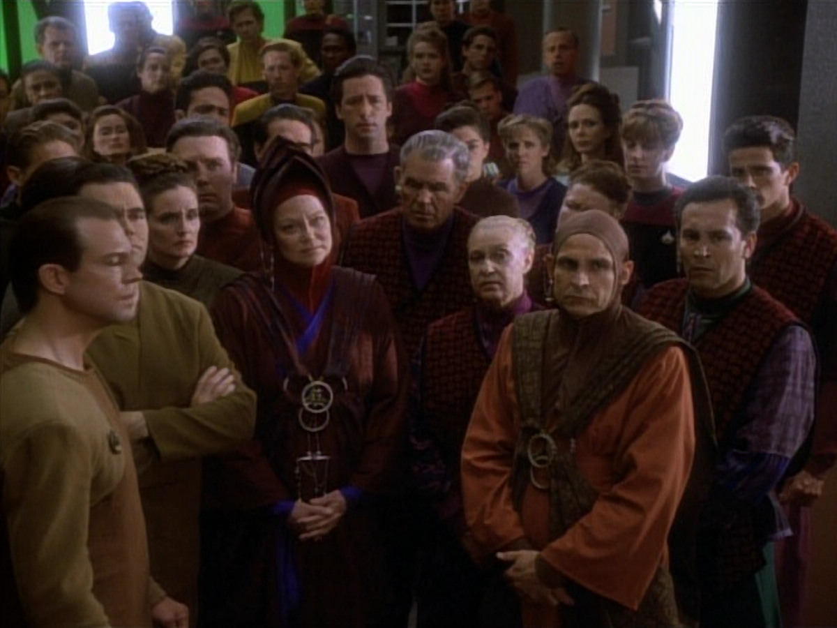 extant_StarTrekDS9_1x20-InTheHandsOfTheProphets_02646.jpg