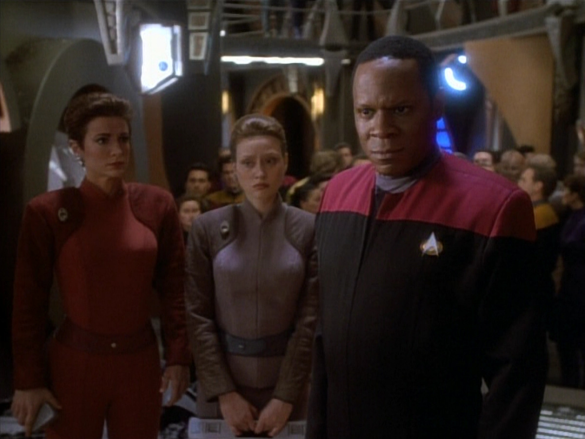 extant_StarTrekDS9_1x20-InTheHandsOfTheProphets_02657.jpg