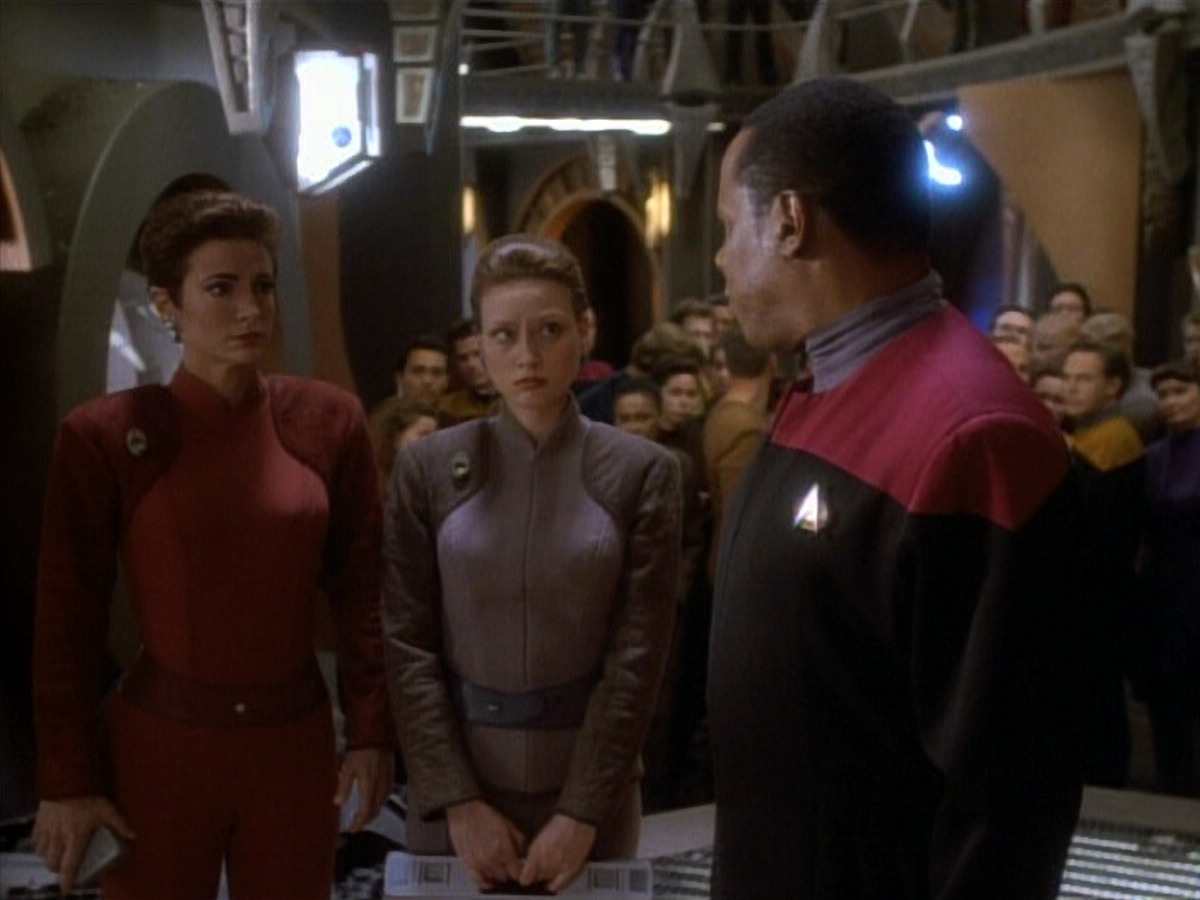 extant_StarTrekDS9_1x20-InTheHandsOfTheProphets_02666.jpg