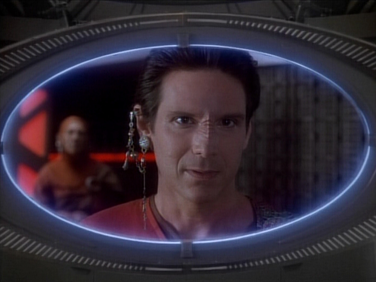 extant_StarTrekDS9_1x20-InTheHandsOfTheProphets_02849.jpg