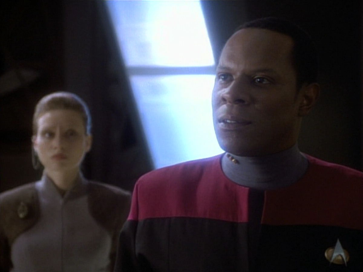extant_StarTrekDS9_1x20-InTheHandsOfTheProphets_02854.jpg