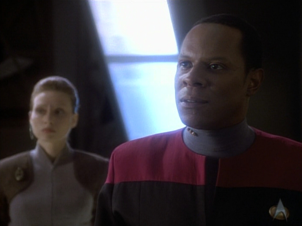 extant_StarTrekDS9_1x20-InTheHandsOfTheProphets_02856.jpg