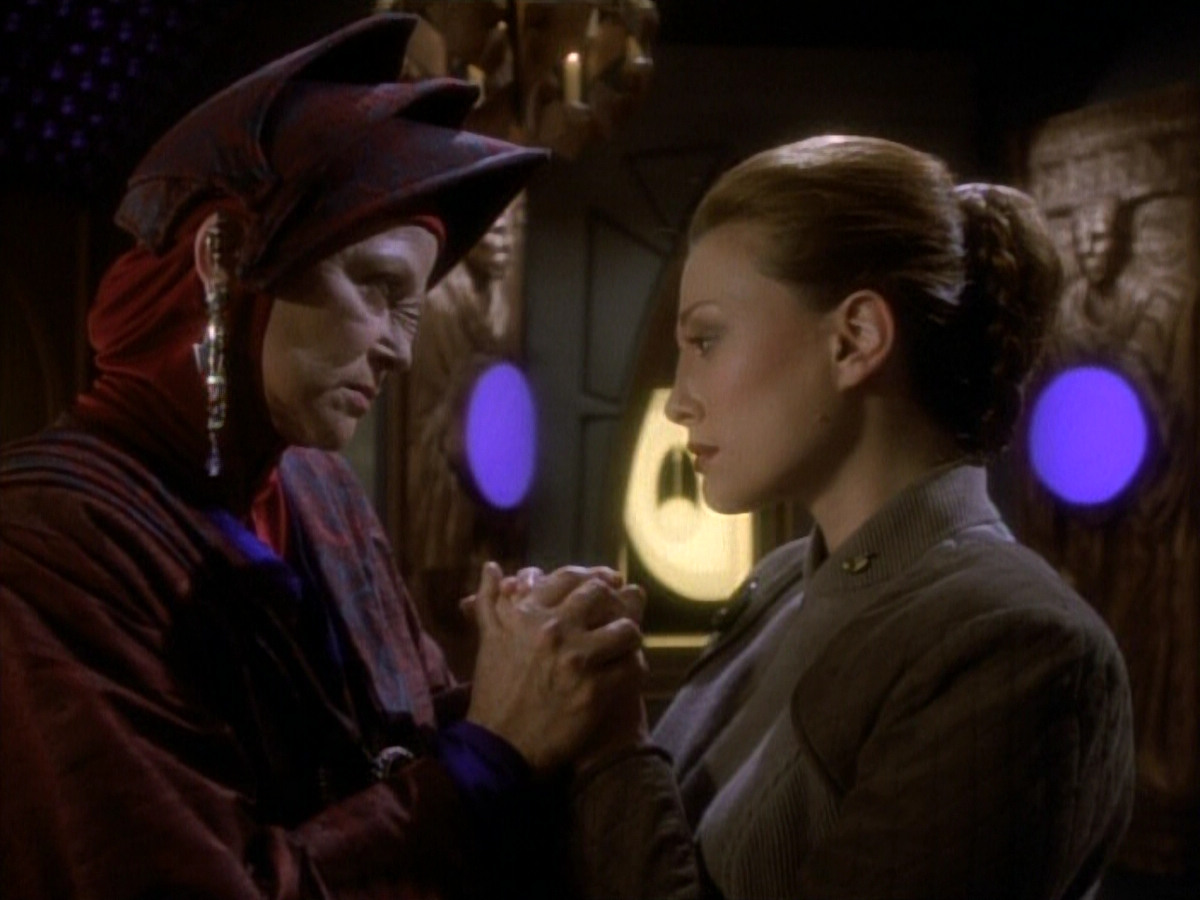 extant_StarTrekDS9_1x20-InTheHandsOfTheProphets_02947.jpg