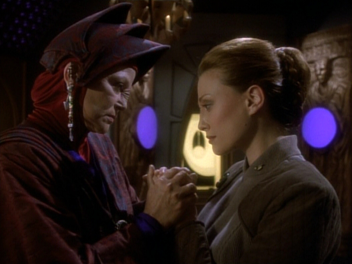 extant_StarTrekDS9_1x20-InTheHandsOfTheProphets_02952.jpg